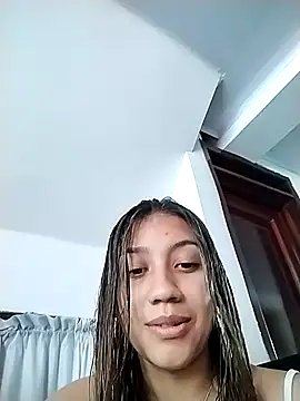 Snapshot of nina_carther chatting on 12/08/24, 04:39 nina carther online show from 12/08/24, 04:39