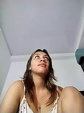 Snapshot of nina_carther chatting on 12/14/24, 03:04 nina carther online show from 12/14/24, 03:04