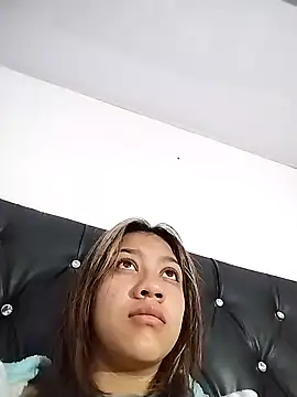Snapshot of nina_carther chatting on 12/17/24, 12:00 nina carther online show from 12/17/24, 12:00