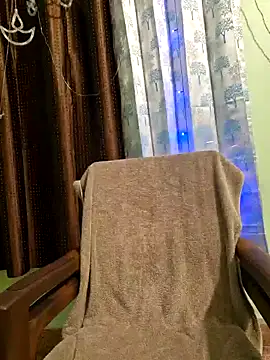 Snapshot of MIss-Naina chatting on 01/03/25, 10:29 MIss-Naina online show from 01/03/25, 10:29