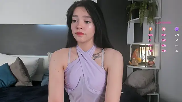 Snapshot of WildaBendell chatting on 02/01/25, 11:54 WildaBendell online show from 02/01/25, 11:54