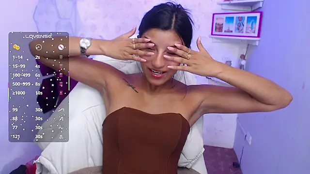 Cailee Mansour online show from 10/24/25, 08:49