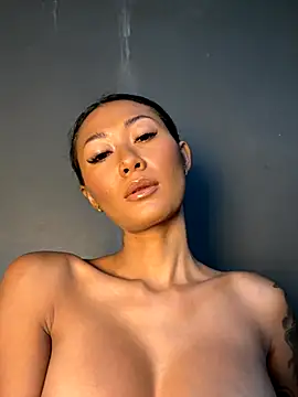 Snapshot of thai-dreamgirl chatting on 10/01/25, 11:55 thai-dreamgirl online show from 10/01/25, 11:55