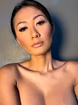 Snapshot of thai-dreamgirl chatting on 10/28/25, 11:29 thai-dreamgirl online show from 10/28/25, 11:29