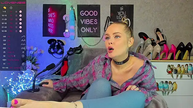 HannaKorsak online show from 09/27/25, 06:57