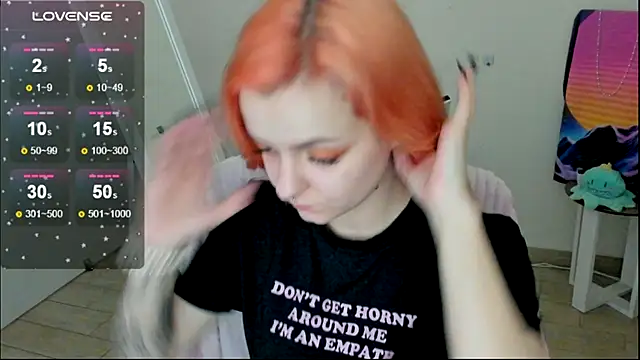 Snapshot of Fire_Bestie chatting on 11/10/25, 01:54 Fire Bestie online show from 11/10/25, 01:54