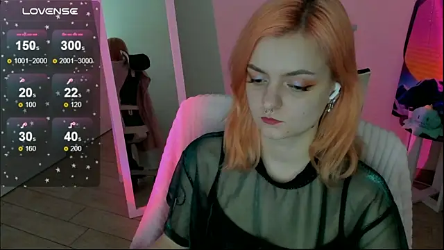 Snapshot of Fire_Bestie chatting on 11/16/25, 02:22 Fire Bestie online show from 11/16/25, 02:22