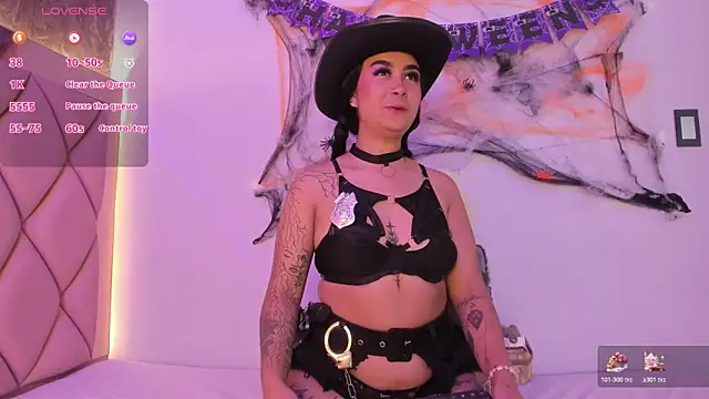 AntonellaQueenn online show from 10/18/25, 11:11