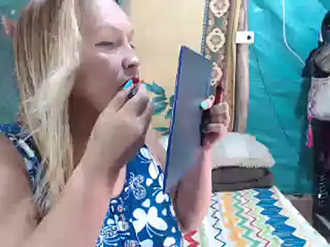 mom son dirty online show from 10/08/25, 02:47