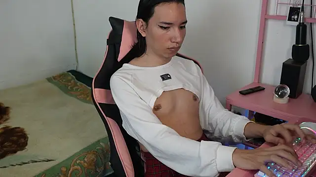 Flaream angel online show from 01/01/25, 03:46