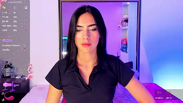 Snapshot of IsaValencia chatting on 01/24/25, 10:41 IsaValencia online show from 01/24/25, 10:41