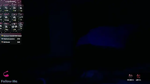 Snapshot of IsaValencia chatting on 02/16/25, 12:08 IsaValencia online show from 02/16/25, 12:08
