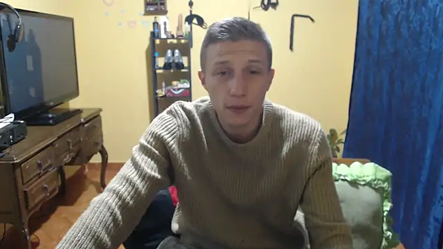 Snapshot of smith_lechosoxxx chatting on 10/18/25, 12:35 smith lechosoxxx online show from 10/18/25, 12:35