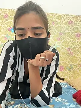 Snapshot of ks536191 chatting on 10/16/25, 04:57 ks536191 online show from 10/16/25, 04:57