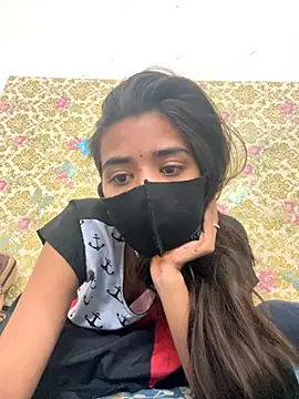 Snapshot of ks536191 chatting on 10/17/25, 05:32 ks536191 online show from 10/17/25, 05:32