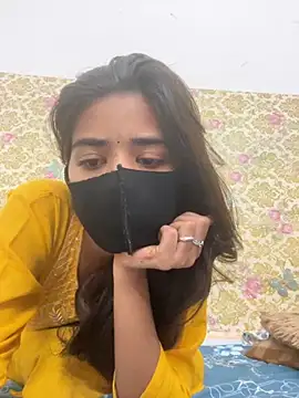 Snapshot of ks536191 chatting on 10/18/25, 05:21 ks536191 online show from 10/18/25, 05:21