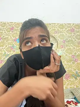 Snapshot of ks536191 chatting on 11/01/25, 05:20 ks536191 online show from 11/01/25, 05:20