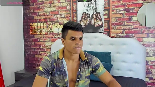 Derek Lustfordx online show from 09/29/25, 11:26