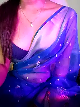 QueenOfHeart 07 online show from 01/08/25, 10:27