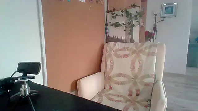 ReifeVenna online show from 12/19/24, 12:34