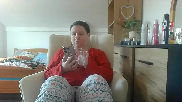 ReifeVenna online show from 03/18/25, 09:42