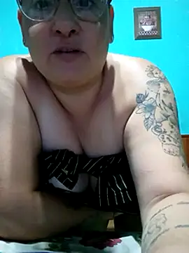 Snapshot of valkiria_08 chatting on 01/05/25, 04:14 valkiria 08 online show from 01/05/25, 04:14