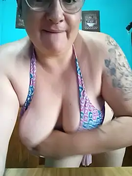 Snapshot of valkiria_08 chatting on 01/17/25, 11:17 valkiria 08 online show from 01/17/25, 11:17