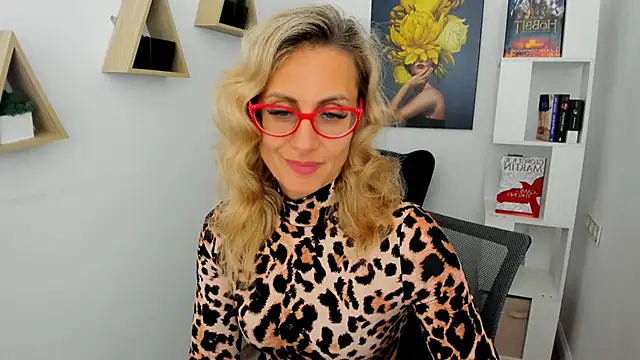 MuseOfStage online show from 11/09/25, 11:30