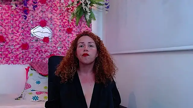 Snapshot of BLONDE_SEXYHOT chatting on 01/21/25, 03:26 BLONDE SEXYHOT online show from 01/21/25, 03:26