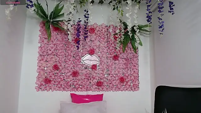 Snapshot of BLONDE_SEXYHOT chatting on 02/03/25, 11:05 BLONDE SEXYHOT online show from 02/03/25, 11:05