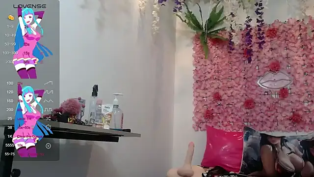 Snapshot of BLONDE_SEXYHOT chatting on 03/13/25, 09:32 BLONDE SEXYHOT online show from 03/13/25, 09:32