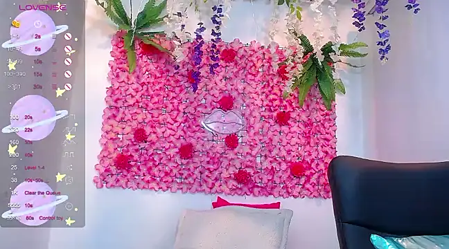 Snapshot of BLONDE_SEXYHOT chatting on 03/22/25, 12:46 BLONDE SEXYHOT online show from 03/22/25, 12:46