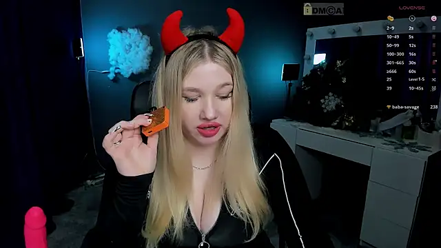 Snapshot of juli_kisss chatting on 01/15/25, 04:36 juli kisss online show from 01/15/25, 04:36