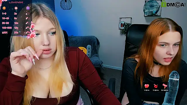 Snapshot of juli_kisss chatting on 03/12/25, 03:02 juli kisss online show from 03/12/25, 03:02