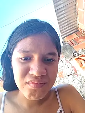 Snapshot of Little_Pau_Dirty chatting on 10/21/25, 01:34 Little Pau Dirty online show from 10/21/25, 01:34