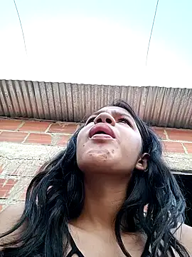 Snapshot of Little_Pau_Dirty chatting on 11/06/25, 11:22 Little Pau Dirty online show from 11/06/25, 11:22