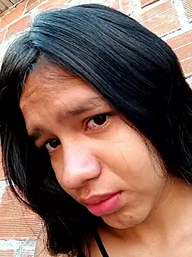 Snapshot of Little_Pau_Dirty chatting on 11/07/25, 01:33 Little Pau Dirty online show from 11/07/25, 01:33