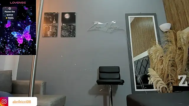 abril ricci online show from 01/19/25, 03:29