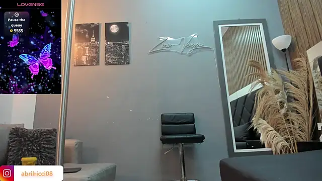 abril ricci online show from 01/30/25, 03:11