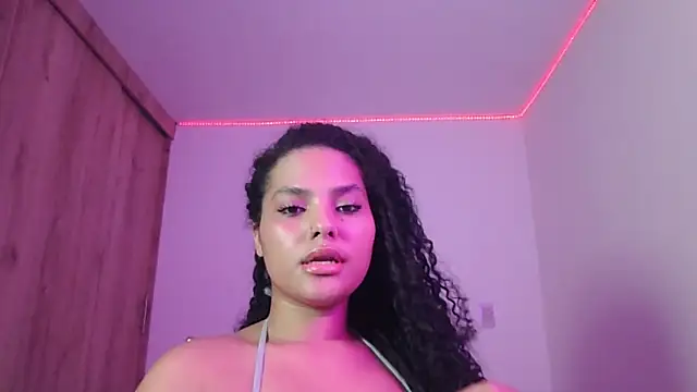 abril ricci online show from 09/30/25, 04:17