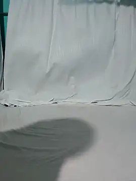 Snapshot of hotbaby_5 chatting on 11/01/25, 01:13 hotbaby 5 online show from 11/01/25, 01:13