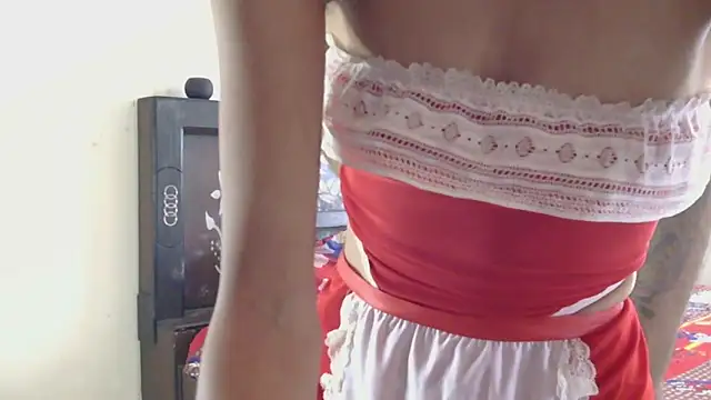 hazelperry online show from 12/25/24, 10:06