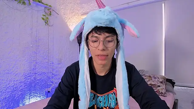 alexandersawyer online show from 02/03/25, 11:53