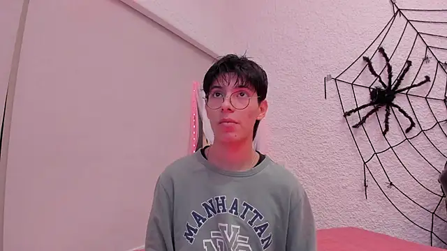 alexandersawyer online show from 10/13/25, 04:23