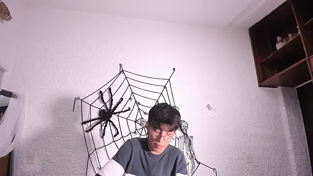 alexandersawyer online show from 10/16/25, 12:33