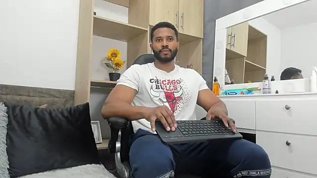 karsonmorris online show from 10/20/25, 05:24