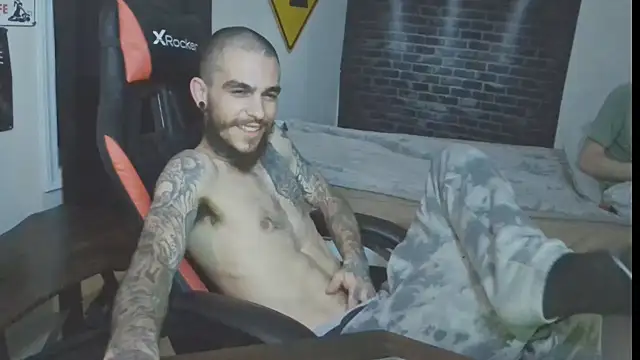 XMeF10 online show from 03/16/25, 02:21