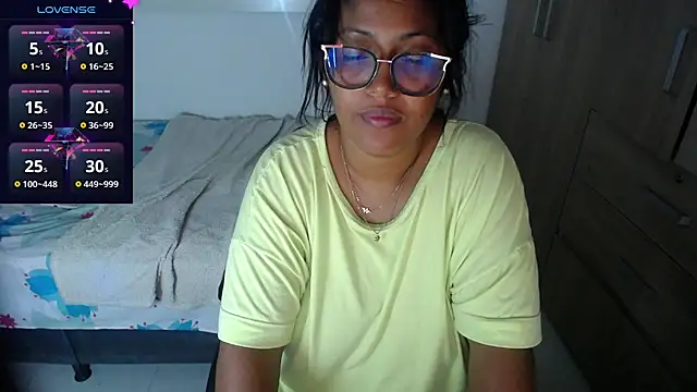Snapshot of miajoseph_ chatting on 02/27/25, 05:13 miajoseph online show from 02/27/25, 05:13