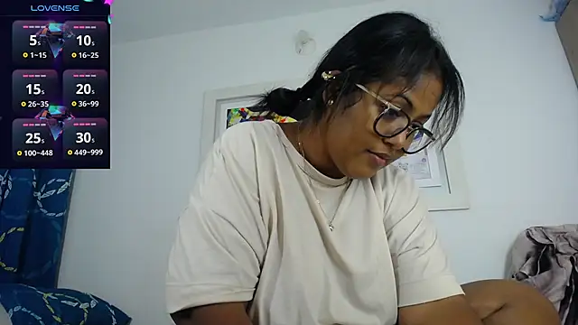 Snapshot of miajoseph_ chatting on 03/21/25, 04:17 miajoseph online show from 03/21/25, 04:17