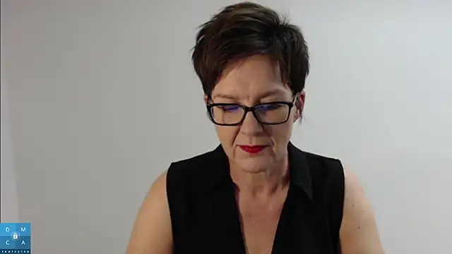 Sofie69Velvet online show from 10/22/25, 04:07